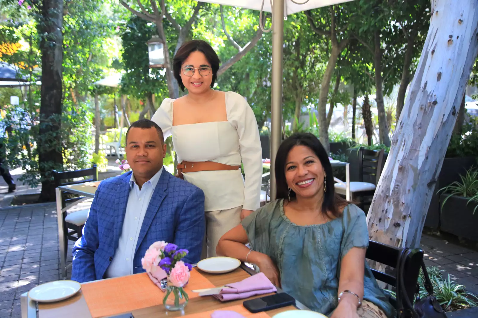 Jonathan Aragonéz, Rosa Laura Peña y Orly Burgos