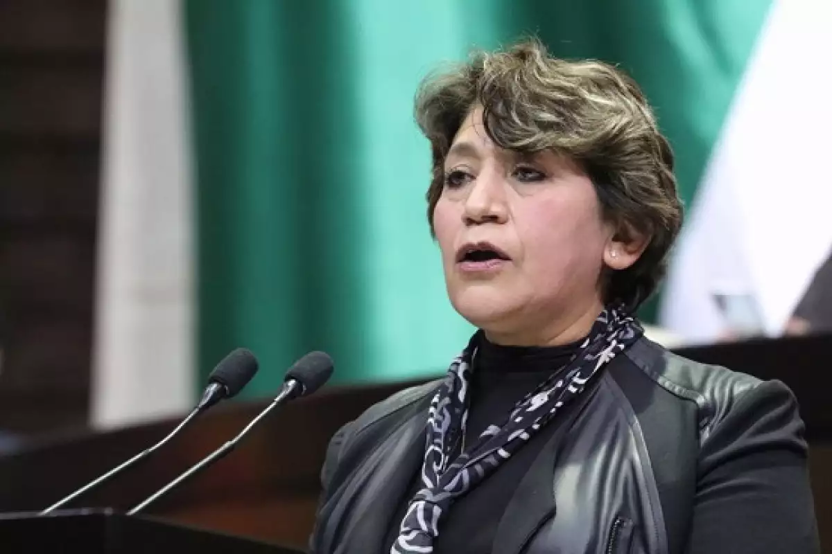 Delfina Gómez en comparecencia ante diputados