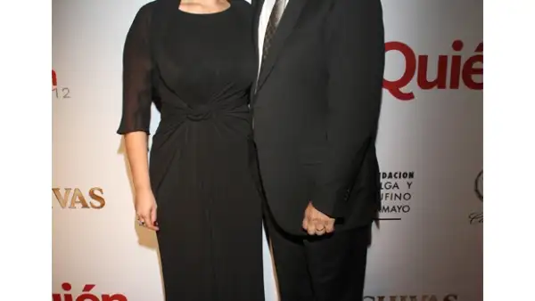 Se dio a conocer que el ex Jefe de Gobierno del Distrito Federal y su esposa se convertirán en padres a principios del año que viene.