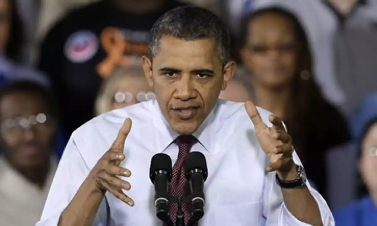 Barack Obama escribió en su Twitter “Cuatro años más” y su mensaje se convirtió en el más retuiteado de la historia. (Foto: Reuters)