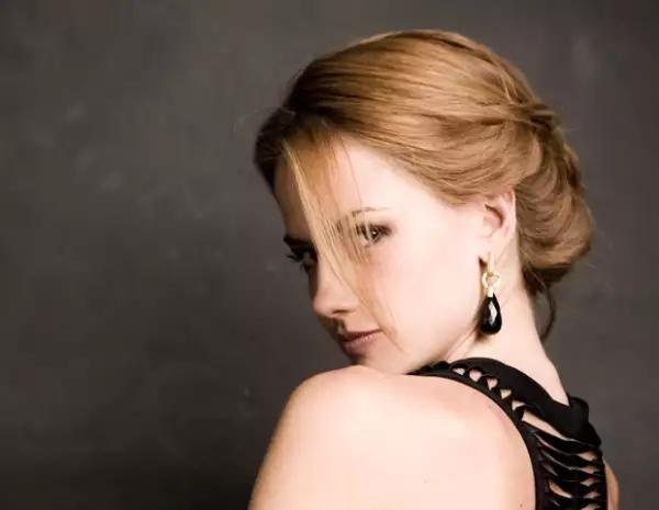 La actriz es la villana de la telenovela Abismo de Pasión.