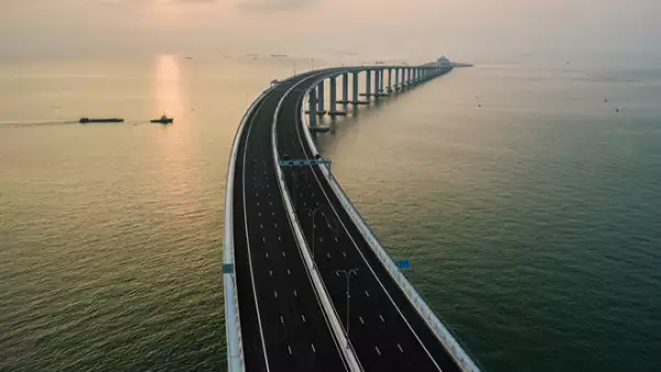 China Puente 2