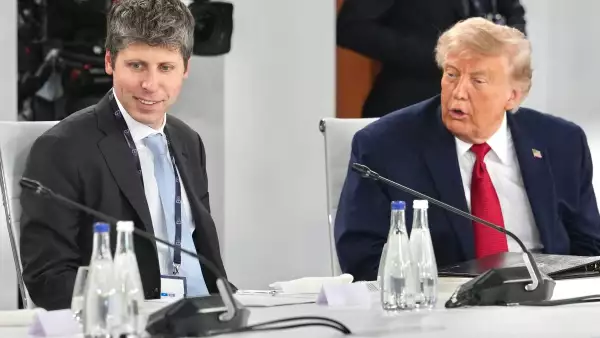 OpenAI retrasa en lanzamiento de ChatGPT-5.6 por Trump: gobierno debe aprobar quién lo probará 