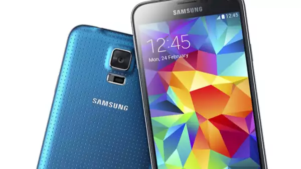 El equipo estará disponible en color negro, azul, café y blanco.