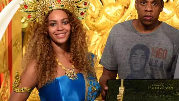 El famoso matrimonio pasea su amor por el país asiático, después de visitar Islandia y Tailandia.