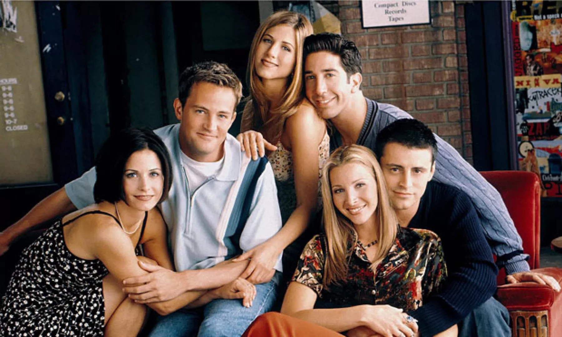 Aunque estuvieron juntos durante 10 temporadas, Jennifer Aniston no invitó a Ross, Chandler y Joey a su boda con Justin Theroux.