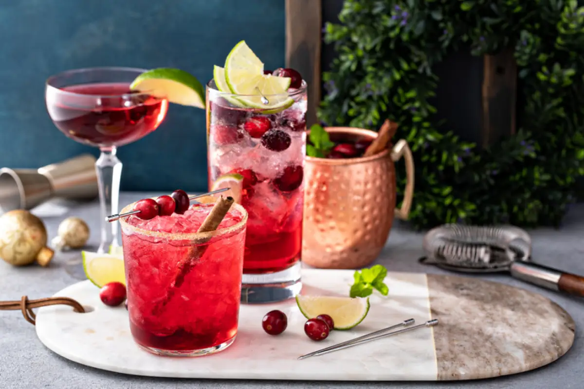 Los cocteles que tienes que preparar para refrescarte estas vacaciones
