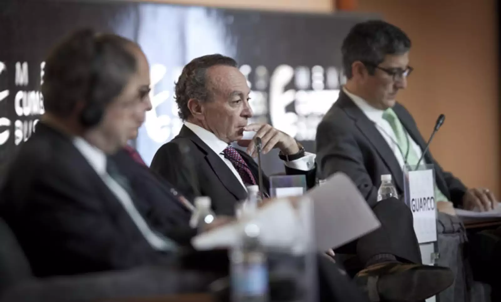 Si no hay un acuerdo político en Estados Unidos para solucionar el precipicio fiscal, lo más seguro es que esa economía entrará en recesión, dijo Guillermo Ortiz