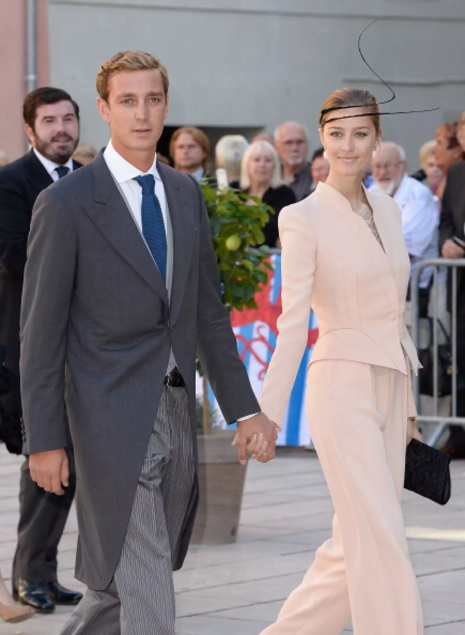 Definitivamente los Casiraghi también tienen porte al vestir. El buen gusto se hereda.