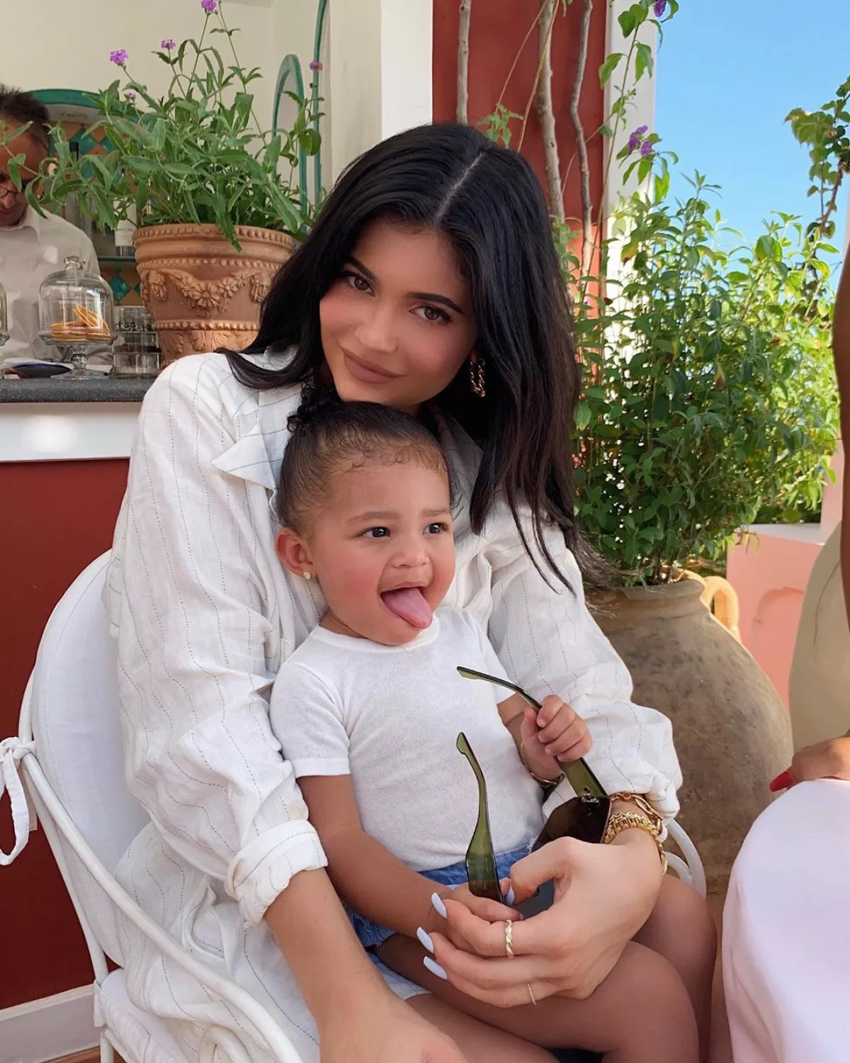kylie-stormi.jpg