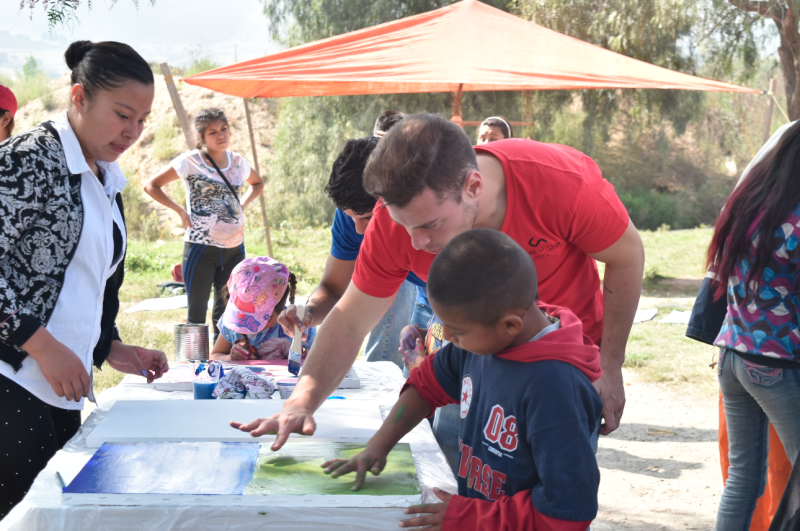 Compartiendo con los niños