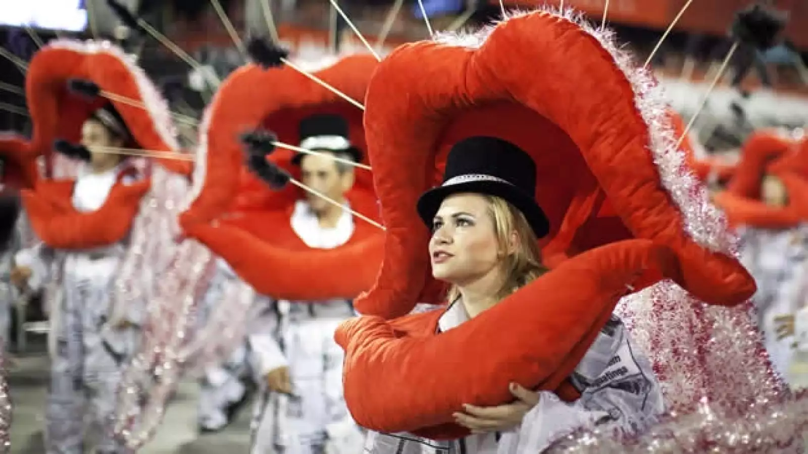 integrante de la escuela grupo especial gavioes