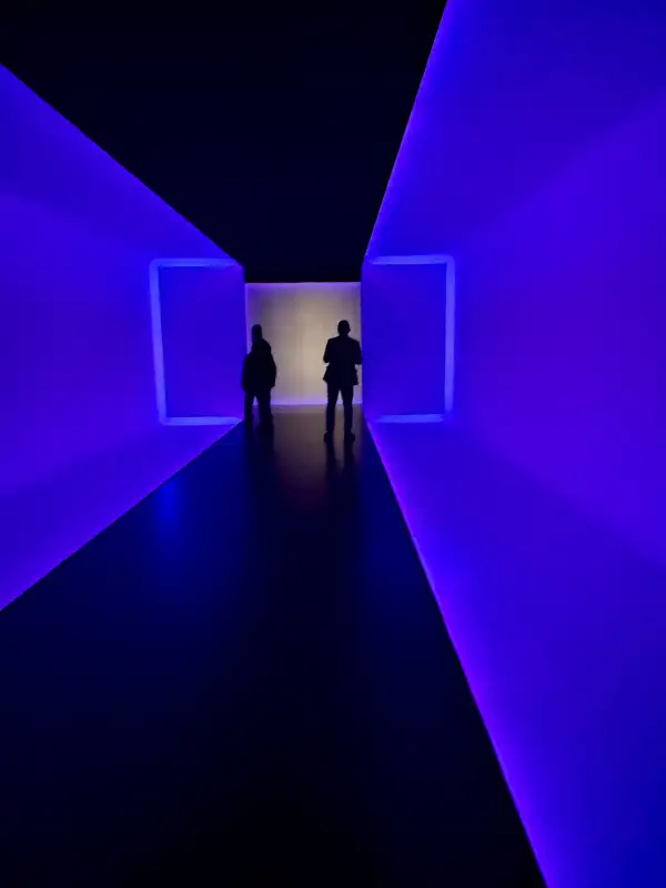 Túnel de James Turrell: cuando la luz se convierte en materia