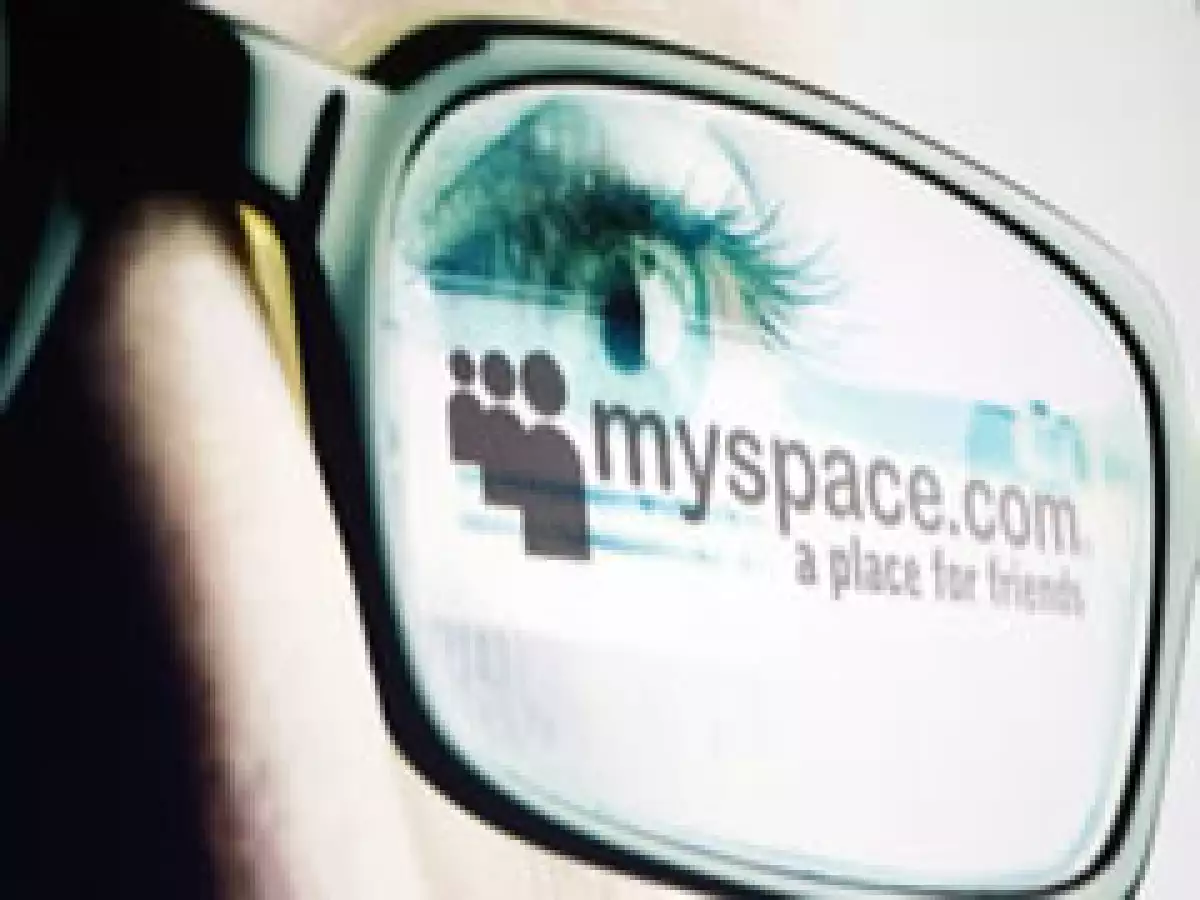 MySpace dijo que la tecnología le permitió identificar a usuarios como delincuentes sexuales registrados. (Foto: AP)