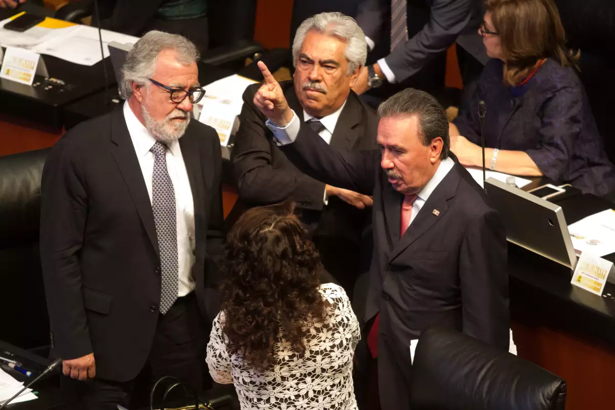 Senadores
