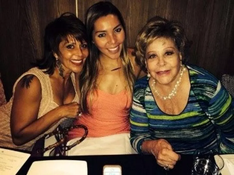 frida-sofia-llora-silvia-pinal.jpg