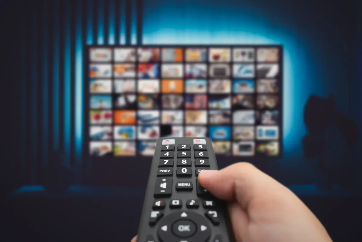 Adiós a las películas largas: Netflix y ViX apuestan por microcontenidos para atraer a la gen Z