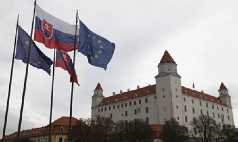 Eslovaquia es el último de los 17 países miembros de la zona euro que aún no vota el acuerdo para ampliar el EFSF. (Foto: Reuters)