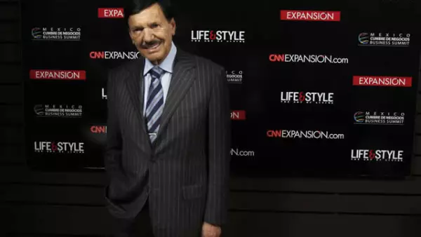 Presidente y director de Grupo Maseca. Ocupa el lugar 13 en la lista de los 100 empresarios más importantes de México 2010.
