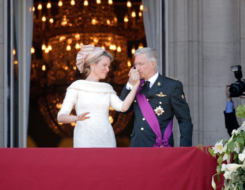 Bélgica tiene nuevos monarcas, Felipe y Matilde, tras la abdicación presentada por el hasta ahora rey Alberto II.