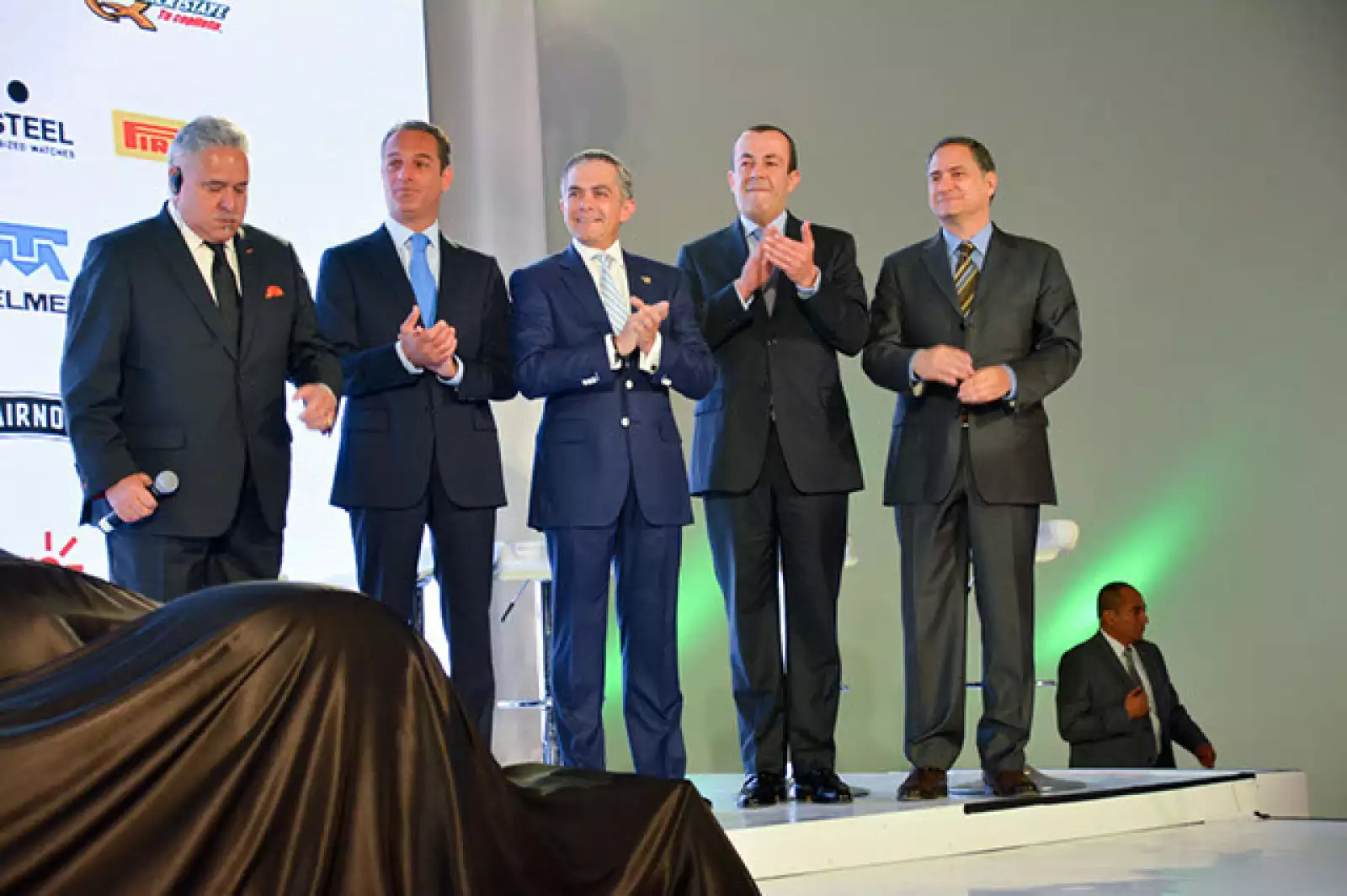 Vijay Mallya,Carlos Slim,Miguel Ángel Mancera,Francisco Maza y Alejandro Soberón.