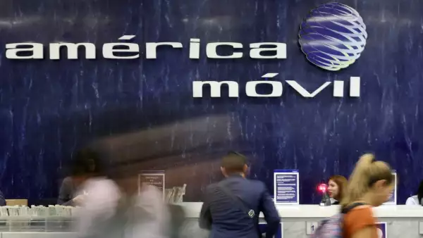 América Móvil se le impusieron medidas asimétricas desde 2014 por ser una empresa que concentra el mercado de las telecomunicaciones.