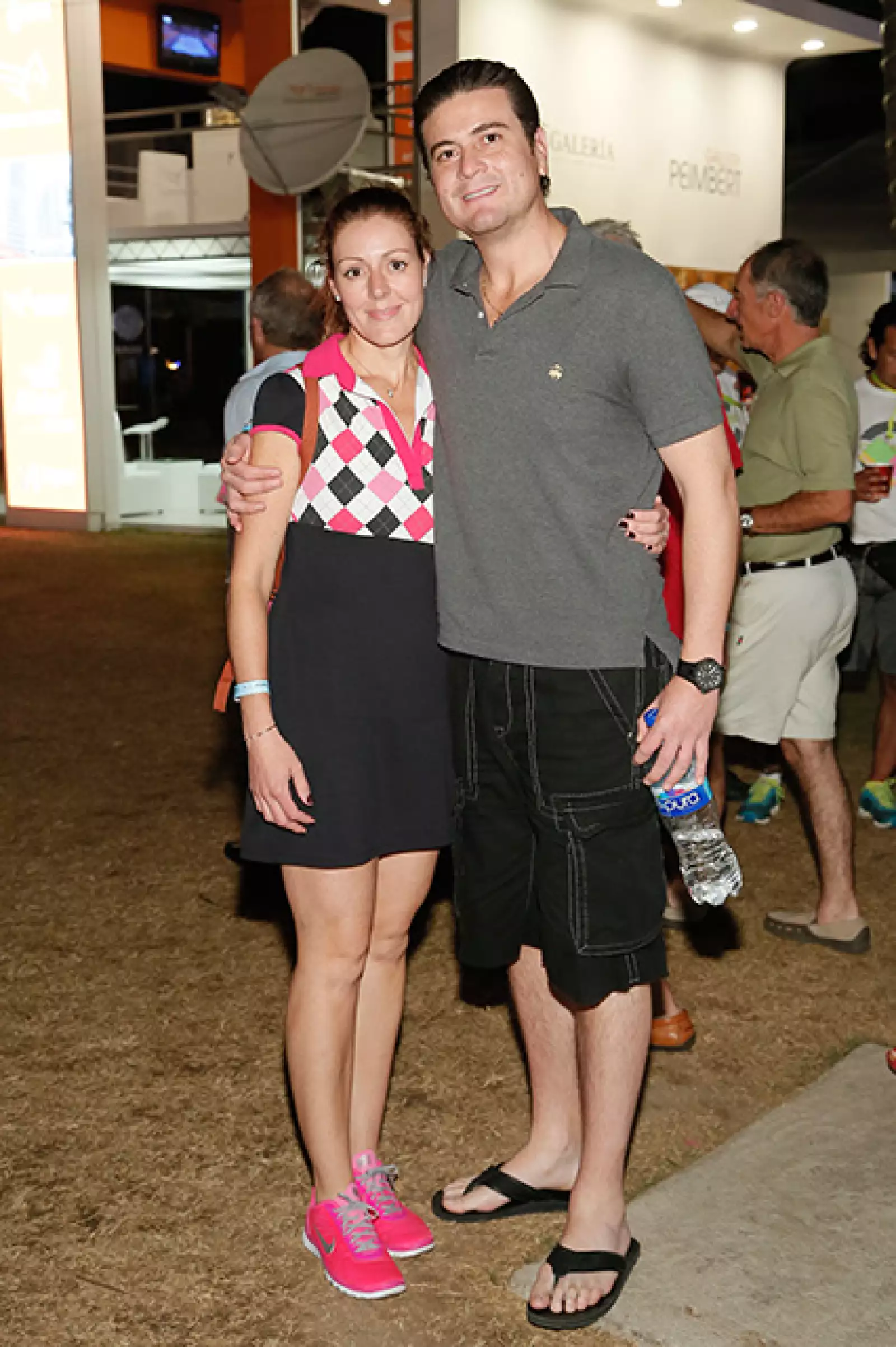 Sofia Du Solier y Giovanni Martínez