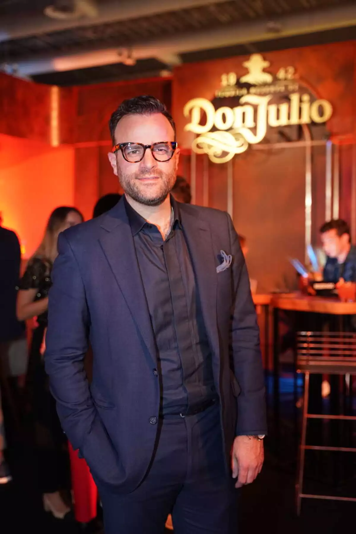 DON JULIO GALERIA QUIEN 01.jpg