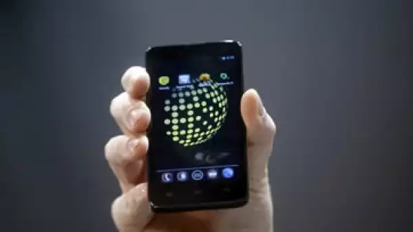 El teléfono tiene una pantalla de 4.7 pulgadas. (Foto: Reuters)