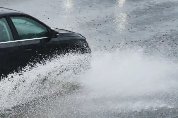 lluvias que revisar auto 3.png