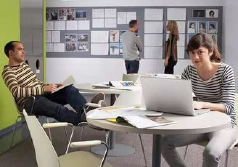 Los jóvenes estudiantes se benefician desde el corto plazo al entrar a un programa de becarios o prácticas. (Foto: Jupiter Images)