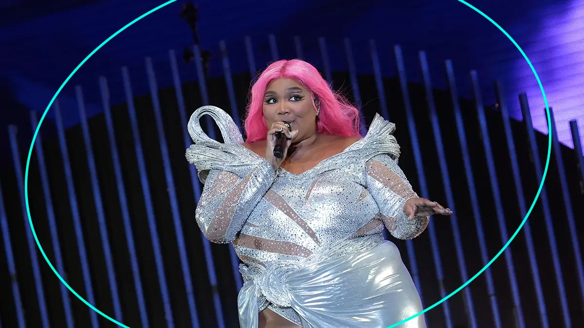 LIZZO-.jpg