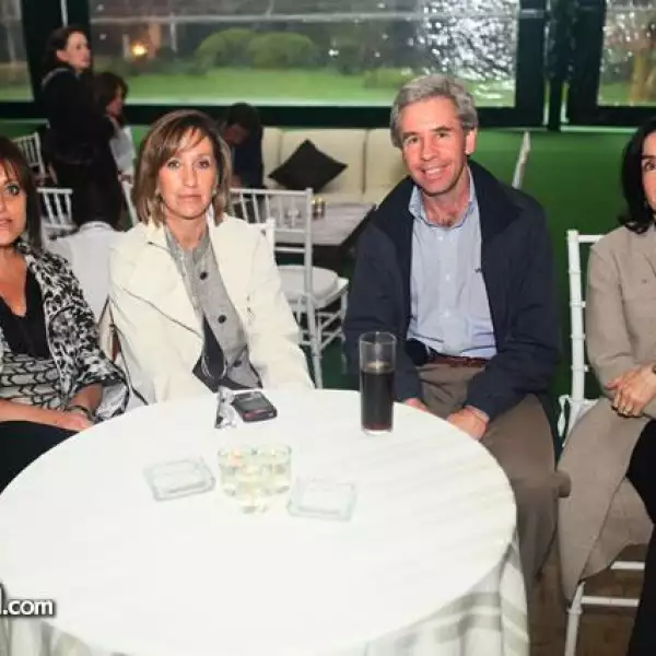 Rebeca Fascovich,Lola Fernández,Vicente García,Cristina Pérez Gil