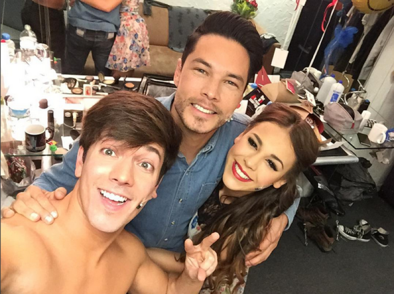 Acompañamos a Danna Paola, Roger González, Juan Solo y el resto del elenco en su despedida a este musical que se llenó se momentos súper emotivos.