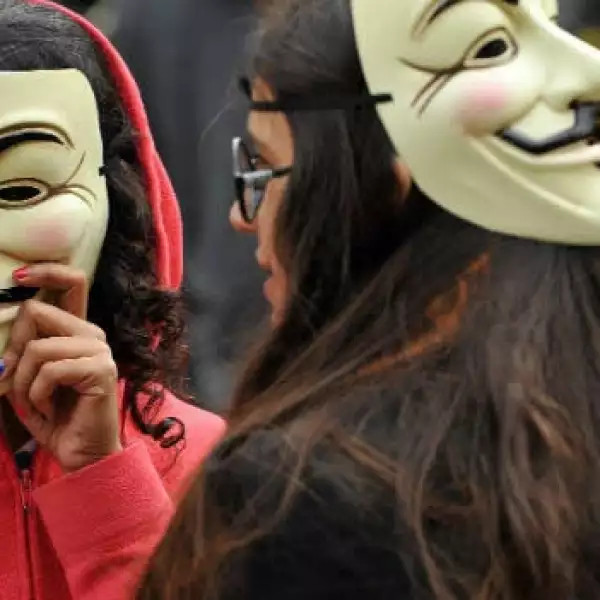 Ocupa Londres - máscaras