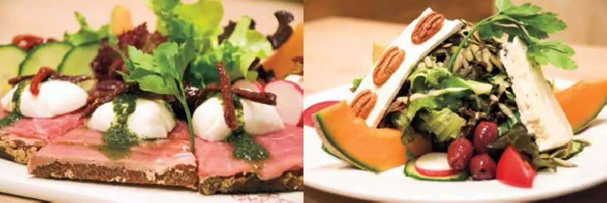 Ensalada de verdes orgánicos con queso brie y nueces y Tartine de proscuitoto con mozarella y jitomate deshidratado.