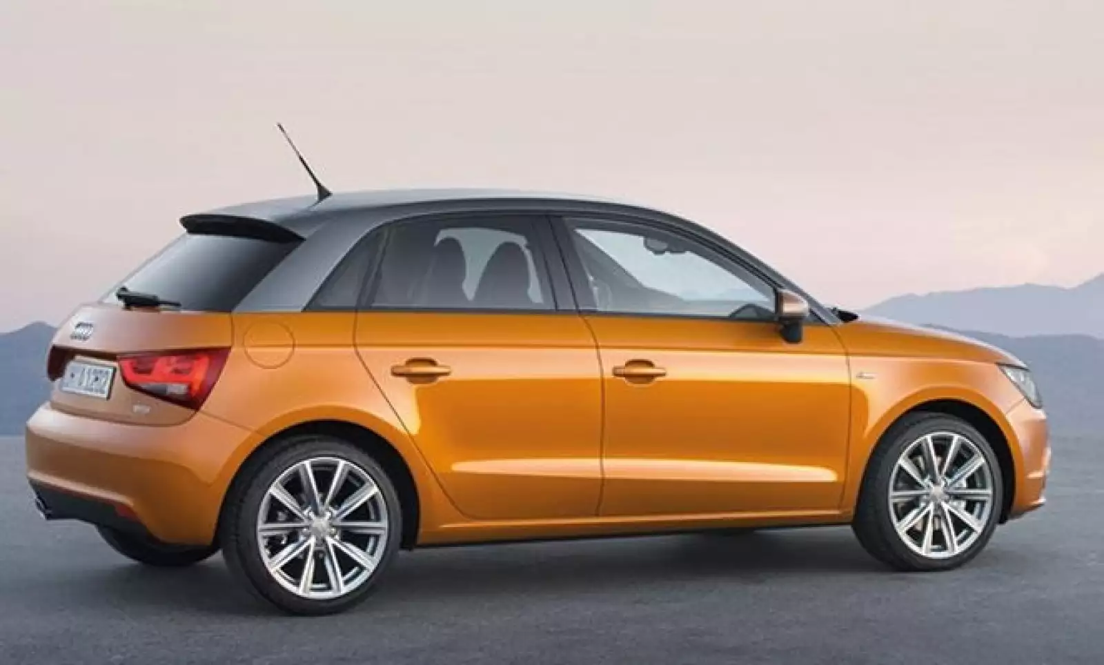 El arribo de este ejemplar al mercado nacional implica una nueva opción, y más económica, dentro del segmento de los compactos Premium.