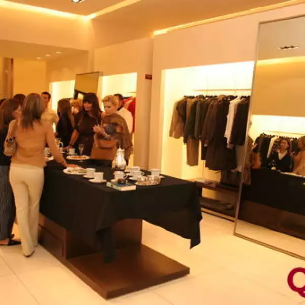 Aspectos. Inauguración de la Boutique de Prificación García