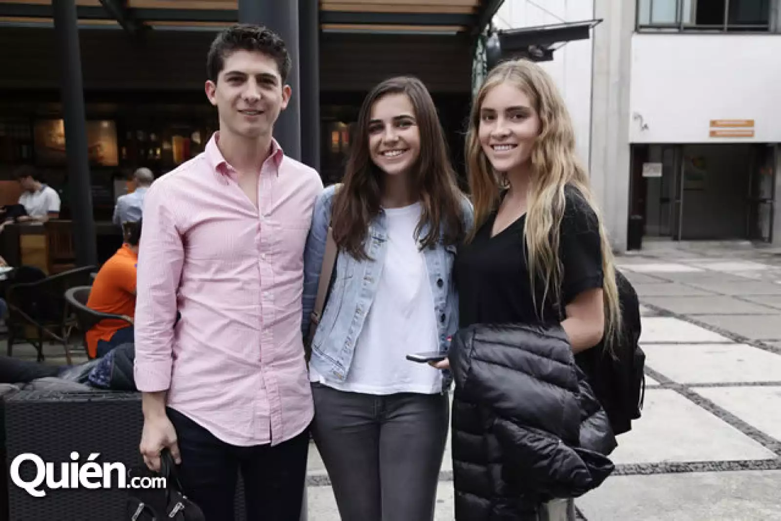 Diego Alvarado, Ana Soberon y María García