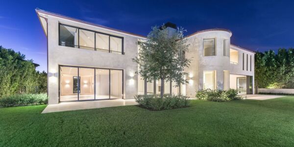 kim-kardashian-kanye-west-bel-air-house-altman-1530303843