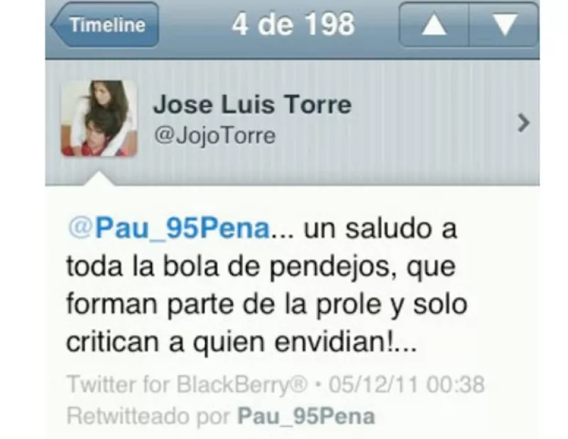 La hija del precandidato a la presidencia de México, Enrique Peña Nieto, retuiteó un insulto que su novio dirigió a quienes criticaron al político. Después su cuenta desapareció de la red social.