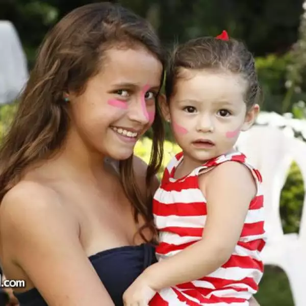 Natalia Acosta y Reneé Perezcano