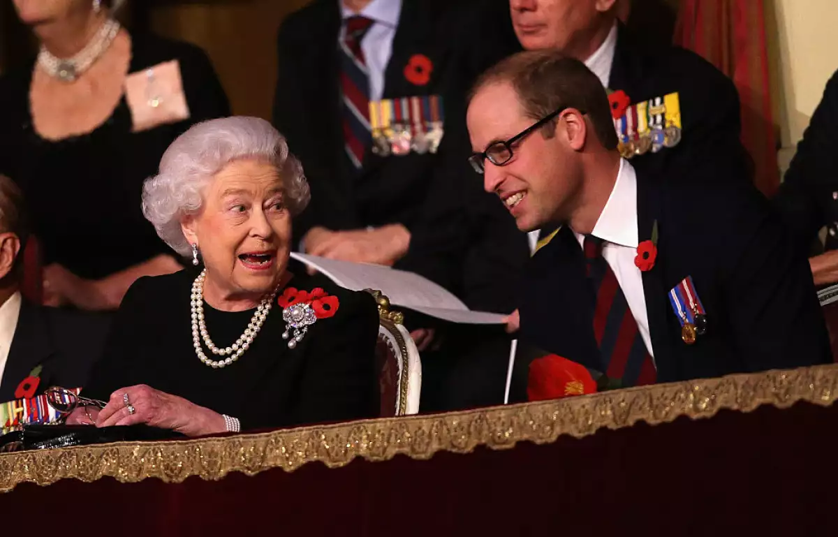 Reina Isabel II y príncipe William