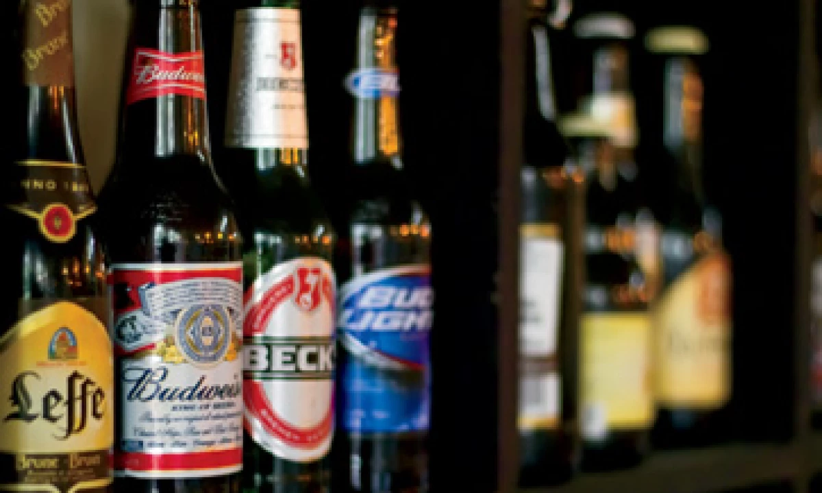 SABMiller dice que en realidad sólo se ha liberado el 20% de las ventas en canales tradicionales con la resolución. (Foto: Víctor de la Cueva)