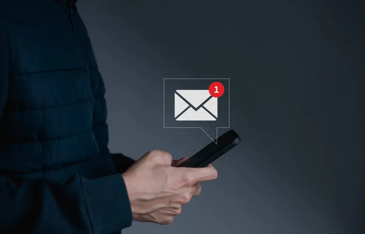 ¿No pediste nada y un SMS te avisa de un paquete? Cuidado con el smishing