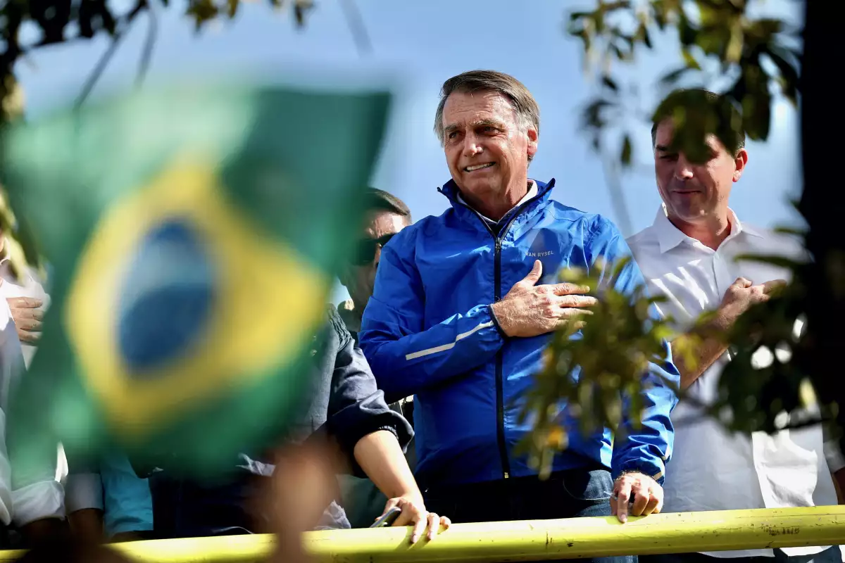 El expresidente de Brasil Jair Bolsonaro visita la Capital Moto Week en Brasilia, Brasil, el 29 de julio de 2025.