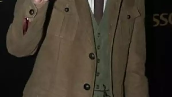 &#39Hollywood untitled&#39 es el filme en el que el mexicano participa al lado de Elsa Pataky y Laura Ramsey.