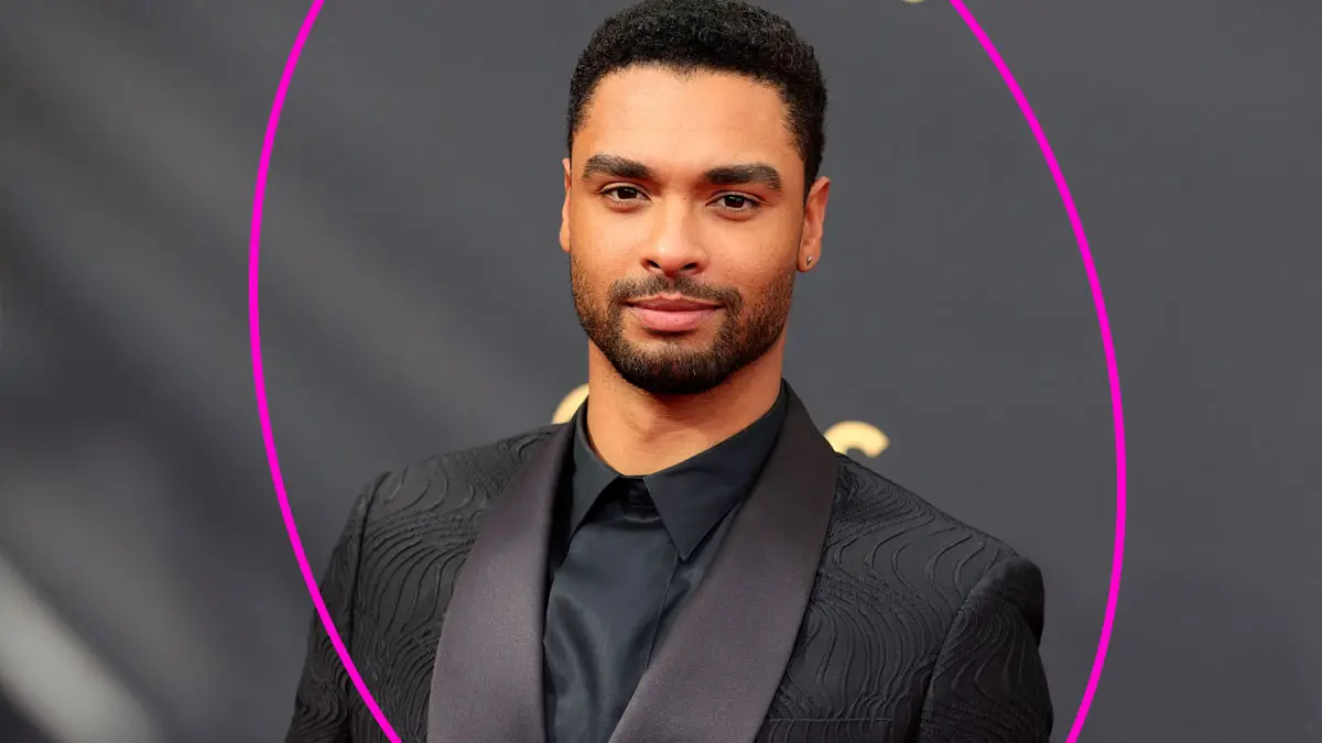 Regé-Jean Page es nombrado por la ciencia el hombre más guapo y perfecto de la actualidad.