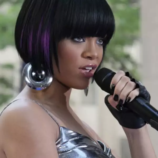 Corte bob, fleco y mechas moradas formaron parte de sus looks más atrevidos al principio de su carrera.