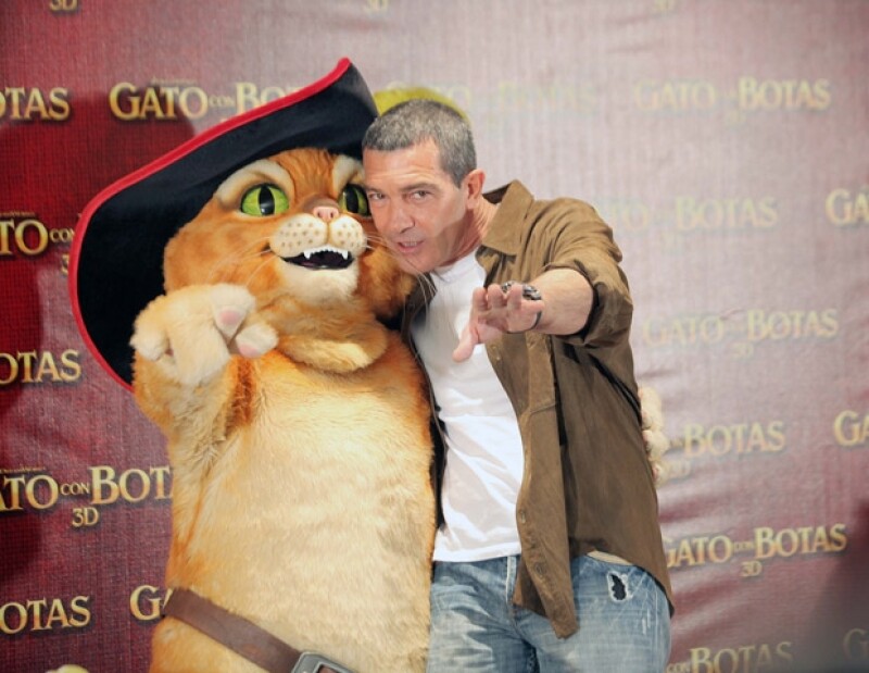 Antonio Banderas se dijo agradecido con la productora DreamWorks, por la oportunidad de hacer esta película.